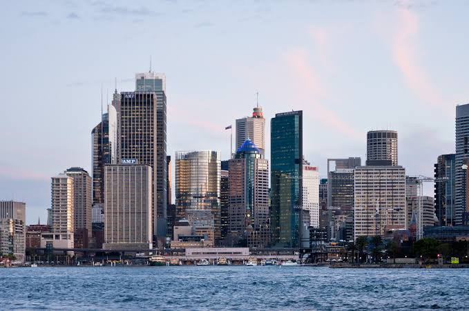 Commercial high-rise construction Sydney skyline